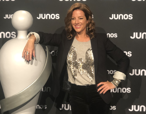 Sarah Juno 600
